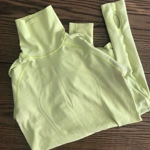 Lululemon Run Swiftly Turtleneck Long Sleeve